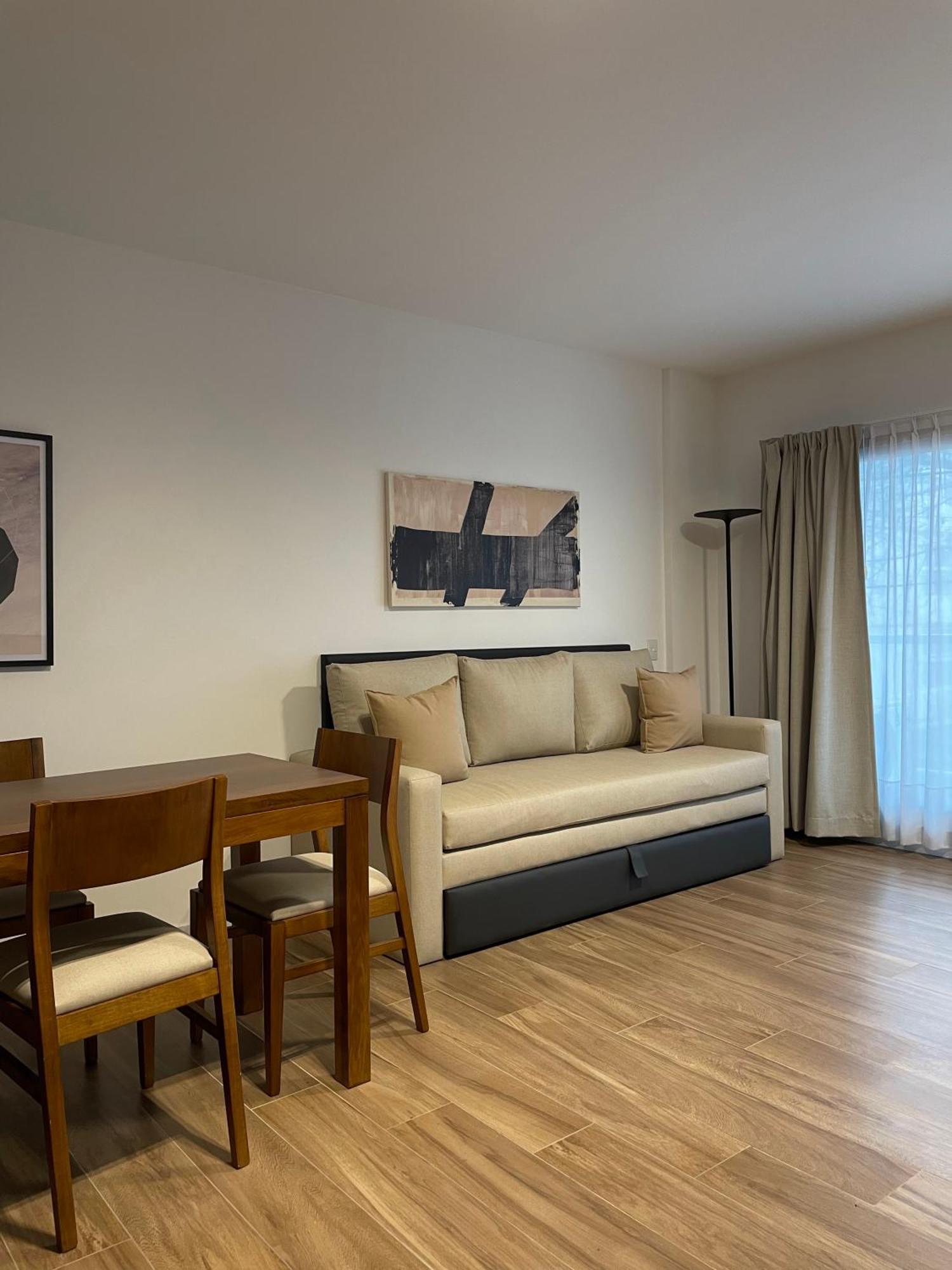 Barrancas Quality Apartments บัวโนสไอเรส ภายนอก รูปภาพ